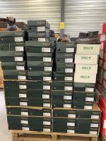 AIGLE. Ensemble de CHAUSSURES, dont : 
- Picardie, marron, 27...