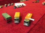 Dinky Toys France: 1 Simca cargo ref 33 vert et...