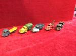 Dinky Toys France lot de 3 Studebaker: 1 maraîcher, 1...