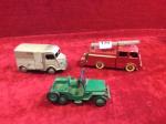 3 Dinky Toys, 1 Dinky France Berliet 1er secours ref...