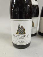 6 bouteilles Pernand-Vergelesse 1983 Pierre Andre
4 bouteilles Monthelie 1982 Pierre...