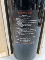 1 SALMANAZAR (9litres) 
Château Montus, Madiran 2006. 
CB (cire et...