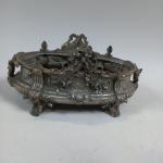 Lot  METAL ARGENTE comprenant, Maison CHRISTOFLE quatre salerons en...