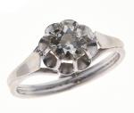 BAGUE solitaire en or gris 750 °/°° et platine, sertie...