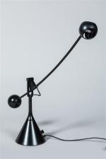 Enrique FRANCH. Lampe de bureau modèle " Calder " en...